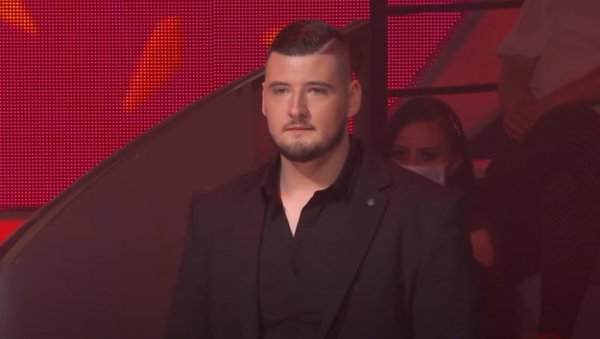 ПОСЛЕДЊА ОБЈАВА ПРЕМИНУЛЕ ЗВЕЗДЕ ГРАНДА: Снимак на којем пева песму Саше Матића Сад је касно тера сузе на очи (ВИДЕО) ПОСЛЕДЊА ОБЈАВА ПРЕМИНУЛЕ ЗВЕЗДЕ ГРАНДА: Снимак на којем пева песму Саше Матића Сад је касно тера сузе на очи (ВИДЕО)