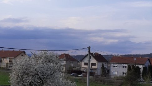 ВИШЕ ОД ПЕТ СТОТИНА ДОМАЋИНСТАВА БЕЗ ВОДЕ: У селима Вранићи и Лугови, недалеко од Чачка ВИШЕ ОД ПЕТ СТОТИНА ДОМАЋИНСТАВА БЕЗ ВОДЕ: У селима Вранићи и Лугови, недалеко од Чачка
