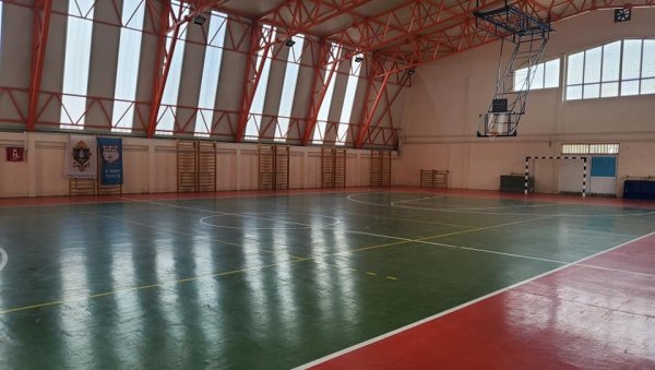 УЗ ПОМОЋ КИНЕСКИ ДОНАЦИЈЕ: Завршено опремање школске хале УЗ ПОМОЋ КИНЕСКИ ДОНАЦИЈЕ: Завршено опремање школске хале