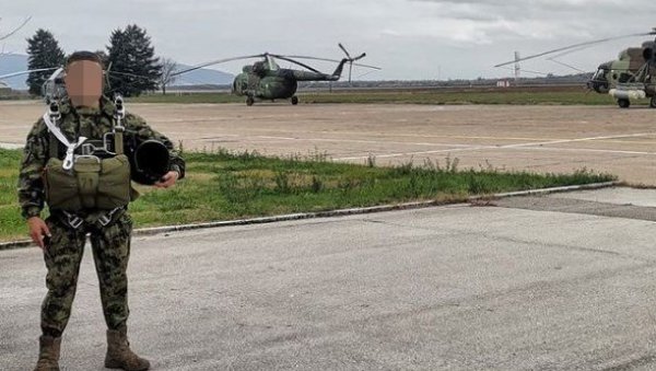 ПОГИНУЛИ ВОЈНИК ЈЕ ИЗ ВРАЊА: Туга до неба - падобранац имао само 20 година! ПОГИНУЛИ ВОЈНИК ЈЕ ИЗ ВРАЊА: Туга до неба - падобранац имао само 20 година!