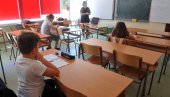 НЕЋЕ ДА СПАЈАЈУ СТАРИЈЕ РАЗРЕДЕ: Истекао рок да осмолетке доставе школским управама предлоге рационалнизације
