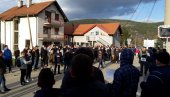 ОБУСТАВЉЕНИ ПРОТЕСТИ: Грађани позвали челнике Владе и полиције да дођу у Пљевља ОБУСТАВЉЕНИ ПРОТЕСТИ: Грађани позвали челнике Владе и полиције да дођу у Пљевља