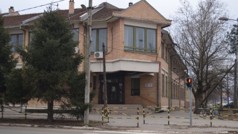 ĐAKA PRVAKA KAO PROŠLE GODINE: U Vršcu će u školskoj 2021/22 biti upisano oko 450 mališana ĐAKA PRVAKA KAO PROŠLE GODINE: U Vršcu će u školskoj 2021/22 biti upisano oko 450 mališana