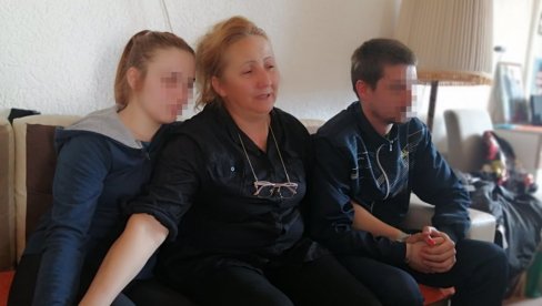 ЛЕЛЕК И ЈАУЦИ У КУЋИ ПОГИНУЛОГ ПАДОБРАНЦА: Родила мајка сина ластавицу, да га шаље у специјалну јединицу ЛЕЛЕК И ЈАУЦИ У КУЋИ ПОГИНУЛОГ ПАДОБРАНЦА: Родила мајка сина ластавицу, да га шаље у специјалну јединицу