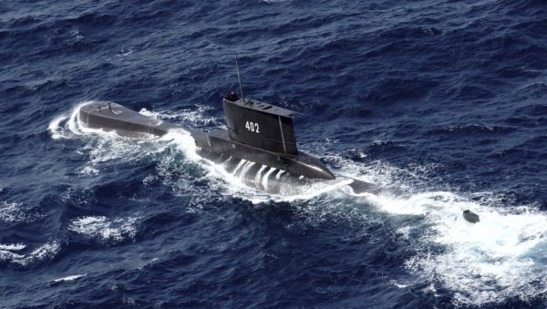 ИРАНСКЕ ПОДМОРНИЦЕ „ЦРНЕ РУПЕ: Да ли је класа Кило претња америчкој морнарици? ИРАНСКЕ ПОДМОРНИЦЕ „ЦРНЕ РУПЕ: Да ли је класа Кило претња америчкој морнарици?
