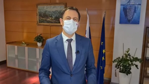 БРАТИСЛАВА ПРОТЕРУЈЕ РУСКЕ ДИПЛОМАТЕ: Премијер Словачке обавестио јавност о новом непријатељском потезу против Москве БРАТИСЛАВА ПРОТЕРУЈЕ РУСКЕ ДИПЛОМАТЕ: Премијер Словачке обавестио јавност о новом непријатељском потезу против Москве