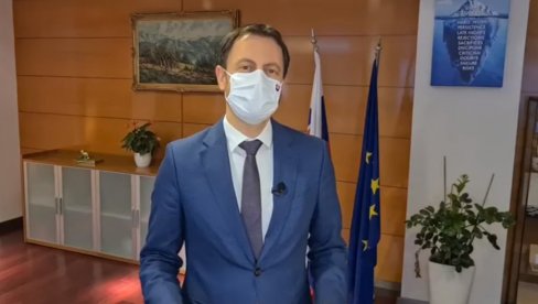 БРАТИСЛАВА ПРОТЕРУЈЕ РУСКЕ ДИПЛОМАТЕ: Премијер Словачке обавестио јавност о новом непријатељском потезу против Москве БРАТИСЛАВА ПРОТЕРУЈЕ РУСКЕ ДИПЛОМАТЕ: Премијер Словачке обавестио јавност о новом непријатељском потезу против Москве