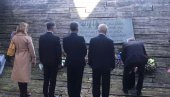 ВЕНЦИ И ПОЧАСТ ЗА ЖРТВЕ: Представници обележили “Пробој логораша у Јасеновцу” ВЕНЦИ И ПОЧАСТ ЗА ЖРТВЕ: Представници обележили “Пробој логораша у Јасеновцу”