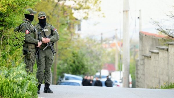 ТУЖИЛАШТВО ПОТВРДИЛО: Ево шта је пронађено у викендици Веље Невоље у Ритопеку (ФОТО) ТУЖИЛАШТВО ПОТВРДИЛО: Ево шта је пронађено у викендици Веље Невоље у Ритопеку (ФОТО)