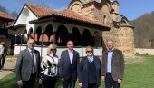 УЉЕ ИЗ СВЕТИЊЕ: Министарка Анђелка Атанасковић одушевљена посетом пиротском крају УЉЕ ИЗ СВЕТИЊЕ: Министарка Анђелка Атанасковић одушевљена посетом пиротском крају