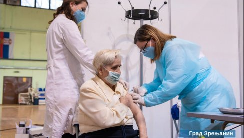 ВАКЦИНИСАНО 80 ПОСТО ЛИЦА У ГЕРОНТОЛОШКОМ ЦЕНТРУ: Добили другу дозу Фајзер вакцине ВАКЦИНИСАНО 80 ПОСТО ЛИЦА У ГЕРОНТОЛОШКОМ ЦЕНТРУ: Добили другу дозу Фајзер вакцине