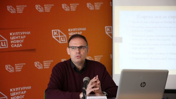 КАКО СУ БЕОГРАД И СРЕМ ПАЛИ ПОД ТУРСКУ ВЛАСТ: Предавање др Бориса Стојковског на Jутјуб каналу Културног центра Новог Сада (ВИДЕО) КАКО СУ БЕОГРАД И СРЕМ ПАЛИ ПОД ТУРСКУ ВЛАСТ: Предавање др Бориса Стојковског на Jутјуб каналу Културног центра Новог Сада (ВИДЕО)
