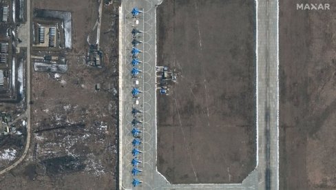 ШТА ПОКАЗУЈУ САТЕЛИТСКИ СНИМЦИ РУСКЕ БАЗЕ? Морозовск са борбеним авионима у стању приправности - на само 150 километара од Украјине (ФОТО) ШТА ПОКАЗУЈУ САТЕЛИТСКИ СНИМЦИ РУСКЕ БАЗЕ? Морозовск са борбеним авионима у стању приправности - на само 150 километара од Украјине (ФОТО)