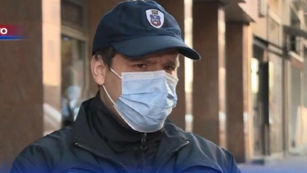 КУЋНА КОРОНА ЖУРКА НАМУЧИЛА КОМУНАЛНУ МИЛИЦИЈУ: Празнили смо стан више од сат времена! КУЋНА КОРОНА ЖУРКА НАМУЧИЛА КОМУНАЛНУ МИЛИЦИЈУ: Празнили смо стан више од сат времена!
