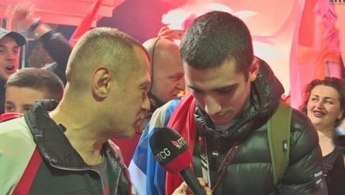 KAKO SE SAMO ISPALIO: Crnogorac pre neki dan vređao Đokovića, a sada o njegovom vaterpolo znanju bruji ceo region (FOTO) KAKO SE SAMO ISPALIO: Crnogorac pre neki dan vređao Đokovića, a sada o njegovom vaterpolo znanju bruji ceo region (FOTO)