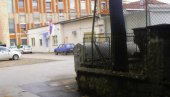 ПОЛИЦИЈА И ДАЉЕ ТРАГА ЗА БЕГУНЦИМА: Министар Вулин - Биће формирана комисија ради утврђења пропуста