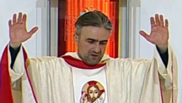 УСТАШКА МИСА НА ХРТ-У: Скандалозан говор хрватског свештеника, клерофашизам уживо на националном сервису! УСТАШКА МИСА НА ХРТ-У: Скандалозан говор хрватског свештеника, клерофашизам уживо на националном сервису!