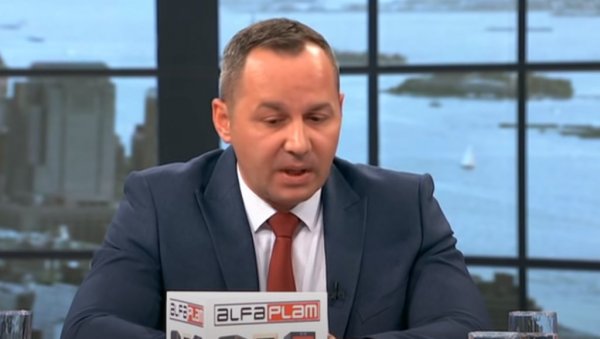 БИВШИ НАЧЕЛНИК УКП-а ДЕМАНТУЈЕ ЈУРИЋА: Нисам знао име политичара-педофила БИВШИ НАЧЕЛНИК УКП-а ДЕМАНТУЈЕ ЈУРИЋА: Нисам знао име политичара-педофила