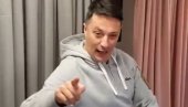 VIDIM SREĆU: Lepa Brena i Andrija Milošević u avionu, glumac se javno obratio pevačici VIDIM SREĆU: Lepa Brena i Andrija Milošević u avionu, glumac se javno obratio pevačici