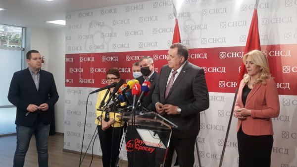 ПОМОЋ ЗА ПЕНЗИОНЕРЕ И БОРЦE: Влада РС стимулише јавну потрошњу, ево колику ће помоћ добити грађани поводом васкршњих празника ПОМОЋ ЗА ПЕНЗИОНЕРЕ И БОРЦE: Влада РС стимулише јавну потрошњу, ево колику ће помоћ добити грађани поводом васкршњих празника