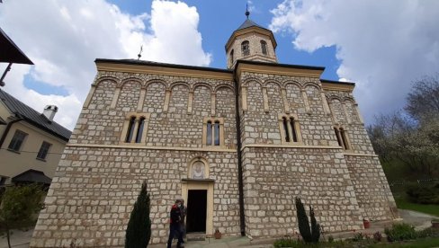 ĆERKA MAJCI POSTALA MATI: Manastir Mala Remeta dočekuje uskršnje praznike u najbrojnijem sestrinstvu (FOTO) ĆERKA MAJCI POSTALA MATI: Manastir Mala Remeta dočekuje uskršnje praznike u najbrojnijem sestrinstvu (FOTO)
