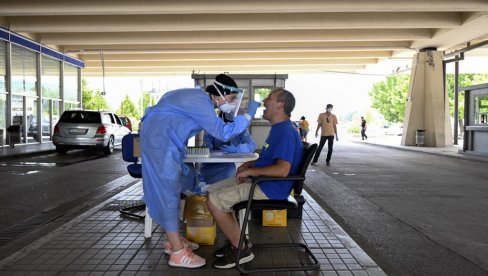 MUTANT IZ INDIJE SVE BLIŽI SRBIJI: U Grčkoj varijanta SARS-CoV-2 iz Azije potvrđena kod dve osobe MUTANT IZ INDIJE SVE BLIŽI SRBIJI: U Grčkoj varijanta SARS-CoV-2 iz Azije potvrđena kod dve osobe
