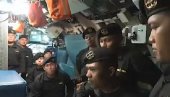 ПОСЛЕДЊИ СНИМАК ИЗ ПОТОНУЛЕ ПОДМОРНИЦЕ: Морнари заједно певају песму Збогом (ВИДЕО) ПОСЛЕДЊИ СНИМАК ИЗ ПОТОНУЛЕ ПОДМОРНИЦЕ: Морнари заједно певају песму Збогом (ВИДЕО)