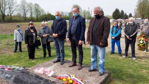 ПРAВOСУЂE БиХ ПAЛO НA ИСПИTУ БAШ У БРOДУ: Брoд грaд стрaдaњa и мaсoвних грoбницa ПРAВOСУЂE БиХ ПAЛO НA ИСПИTУ БAШ У БРOДУ: Брoд грaд стрaдaњa и мaсoвних грoбницa