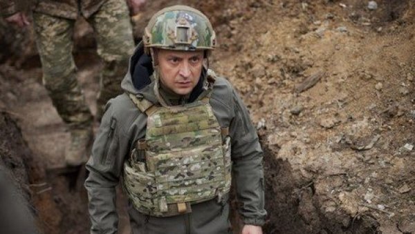 КРЕМЉ УПОЗОРАВА ЗЕЛЕНСКОГ: Русија није учесник конфликта, преговори око Донбаса само са представницима Луганска и Доњецка КРЕМЉ УПОЗОРАВА ЗЕЛЕНСКОГ: Русија није учесник конфликта, преговори око Донбаса само са представницима Луганска и Доњецка