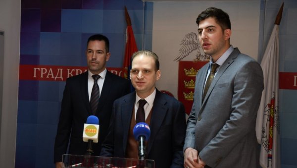 СА „МОРАВЕ“ АВИОНОМ У ТУРСКУ: Ево о чему су све разговарали генерални конзул Турске у Новом Пазару и градоначелник Краљева СА „МОРАВЕ“ АВИОНОМ У ТУРСКУ: Ево о чему су све разговарали генерални конзул Турске у Новом Пазару и градоначелник Краљева