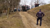 ИЗРЕШЕТАО  БРАТА СА  20 МЕТАКА: Стравичан злочин испред куће Узелчевих у Средњем Бушевићу код Крупе на Уни