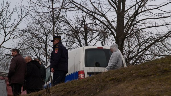 БРАТУ ПРЕДЛОЖЕН ПРИТВОР: Након убиства Здравка Узелца у Средњем Бушевићу код Приједора, тужилаштво тражи задржавање осумњиченог БРАТУ ПРЕДЛОЖЕН ПРИТВОР: Након убиства Здравка Узелца у Средњем Бушевићу код Приједора, тужилаштво тражи задржавање осумњиченог