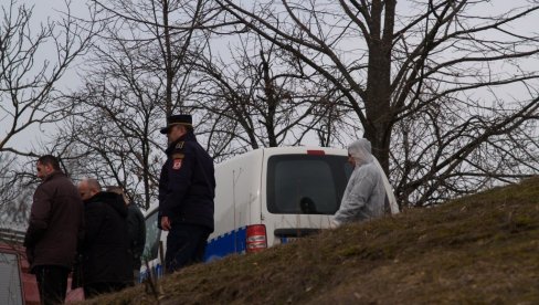 БРАТУ ПРЕДЛОЖЕН ПРИТВОР: Након убиства Здравка Узелца у Средњем Бушевићу код Приједора, тужилаштво тражи задржавање осумњиченог БРАТУ ПРЕДЛОЖЕН ПРИТВОР: Након убиства Здравка Узелца у Средњем Бушевићу код Приједора, тужилаштво тражи задржавање осумњиченог