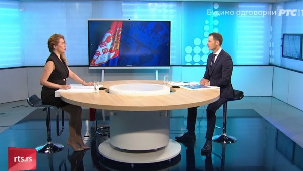 ПОЧЕЛО ПРИЈАВЉИВАЊЕ ЗА 60 ЕВРА - Мали: Пријавило се пет пута више особа него за 100 евра ПОЧЕЛО ПРИЈАВЉИВАЊЕ ЗА 60 ЕВРА - Мали: Пријавило се пет пута више особа него за 100 евра