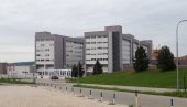 ПОРОДИЉА ПРЕМИНУЛА ОД КОРОНЕ: Дују (28) лекари морали до породе у седмом месецу ПОРОДИЉА ПРЕМИНУЛА ОД КОРОНЕ: Дују (28) лекари морали до породе у седмом месецу