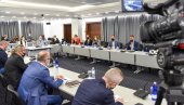 РАСТ ЦЕНА ДО СИВЕ ЗОНЕ: Привредници критикују владине предлоге о увећању акциза РАСТ ЦЕНА ДО СИВЕ ЗОНЕ: Привредници критикују владине предлоге о увећању акциза
