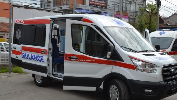 НОВ САНИТЕТ ЗА ДОМ ЗДРАВЉА: Подршка здравственом систему у Крушевцу (ФОТО) НОВ САНИТЕТ ЗА ДОМ ЗДРАВЉА: Подршка здравственом систему у Крушевцу (ФОТО)
