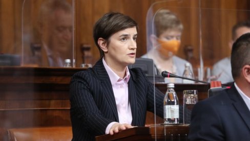СВИ ВАКЦИНИСАНИ ДОБИЈАЈУ КОВИД СЕРТИФИКАТЕ! Огласила се премијерка, пунктови и у тржним центрима СВИ ВАКЦИНИСАНИ ДОБИЈАЈУ КОВИД СЕРТИФИКАТЕ! Огласила се премијерка, пунктови и у тржним центрима