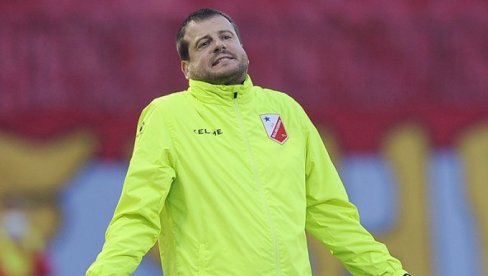 ЛАЛАТОВИЋ И ВОЈВОДИНА – КРАЈ: Имам где да потпишем уговор (ВИДЕО) ЛАЛАТОВИЋ И ВОЈВОДИНА – КРАЈ: Имам где да потпишем уговор (ВИДЕО)