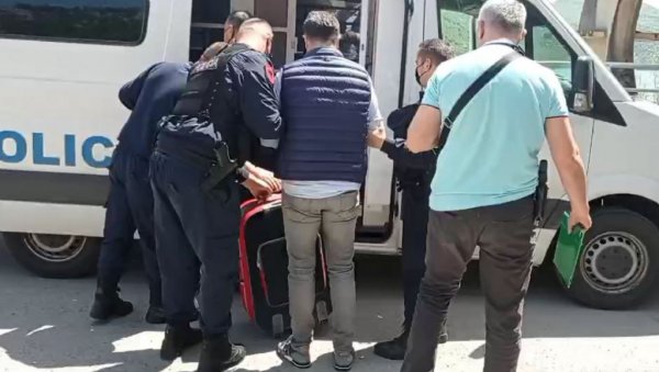 ЦРНА ГОРА ИЗРУЧИЛА ИТАЛИЈИ СВОГ ДРЖАВЉАНИНА: Ево за шта се терети осумњичени ЦРНА ГОРА ИЗРУЧИЛА ИТАЛИЈИ СВОГ ДРЖАВЉАНИНА: Ево за шта се терети осумњичени