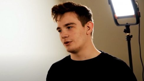 A ŠTA NA SVE KAŽE MAŠAN LEKIĆ? Đorđe Kišić u Skrolovanju otkrio kako su nastale viralne imitacije (VIDEO) A ŠTA NA SVE KAŽE MAŠAN LEKIĆ? Đorđe Kišić u Skrolovanju otkrio kako su nastale viralne imitacije (VIDEO)