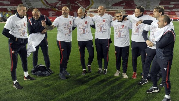 СТАНКОВИЋ СИЈА ОД СРЕЋЕ: Наши играчи су злато (ВИДЕО) СТАНКОВИЋ СИЈА ОД СРЕЋЕ: Наши играчи су злато (ВИДЕО)