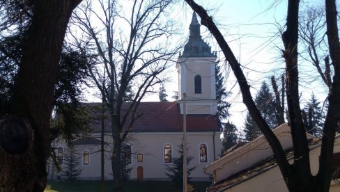 ОБАВЕШТЕЊА ЗА ВЕРНИКЕ: Распоред богослужења у Саборној цркви ОБАВЕШТЕЊА ЗА ВЕРНИКЕ: Распоред богослужења у Саборној цркви