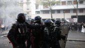 ФРАНЦУСКА ОДБРУСИЛА ЕВРОПСКОЈ УНИЈИ: Наши протести, наша полиција - не тиче вас се ФРАНЦУСКА ОДБРУСИЛА ЕВРОПСКОЈ УНИЈИ: Наши протести, наша полиција - не тиче вас се