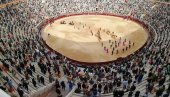 KORIDA PONOVO U MADRIDU: Hiljade ljubitelja prisustvovalo borbi u areni KORIDA PONOVO U MADRIDU: Hiljade ljubitelja prisustvovalo borbi u areni