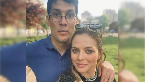 НИНА ЈАНКОВИЋ СЕ ПОРОДИЛА НА ВАСКРС: Вукашин добио сестру, ево које су јој име дали НИНА ЈАНКОВИЋ СЕ ПОРОДИЛА НА ВАСКРС: Вукашин добио сестру, ево које су јој име дали