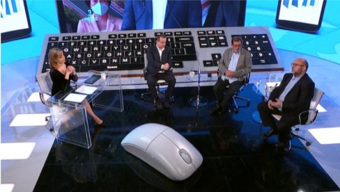 ОНА СТОЈИ ИЗА НОН-ПЕЈПЕРА: Врло је позната у политици, а о њеној биографији се ништа не зна ОНА СТОЈИ ИЗА НОН-ПЕЈПЕРА: Врло је позната у политици, а о њеној биографији се ништа не зна
