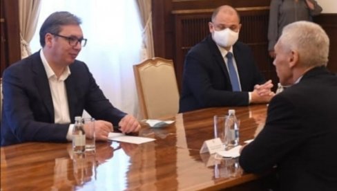 ВУЧИЋ СЕ САСТАО СА БОЦАН-ХАРЧЕНКОМ: Председник разговарао са амбасадором Руске Федерације ВУЧИЋ СЕ САСТАО СА БОЦАН-ХАРЧЕНКОМ: Председник разговарао са амбасадором Руске Федерације
