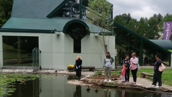 ИЗВОР ЈЕЗЕРО ПОНОВО ОТВОРЕН: Успешна ревитализација изворишта у Врњачкој Бањи ИЗВОР ЈЕЗЕРО ПОНОВО ОТВОРЕН: Успешна ревитализација изворишта у Врњачкој Бањи