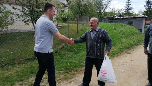 ЗА СРЕЋНИЈИ ПРАЗНИК: Помоћ угроженим породицама краљевачких насеља Берановац и Јовац ЗА СРЕЋНИЈИ ПРАЗНИК: Помоћ угроженим породицама краљевачких насеља Берановац и Јовац